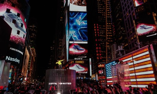 飞人博尔特携手 PUMA “引爆”纽约，体验 IGNITE 能量跑鞋